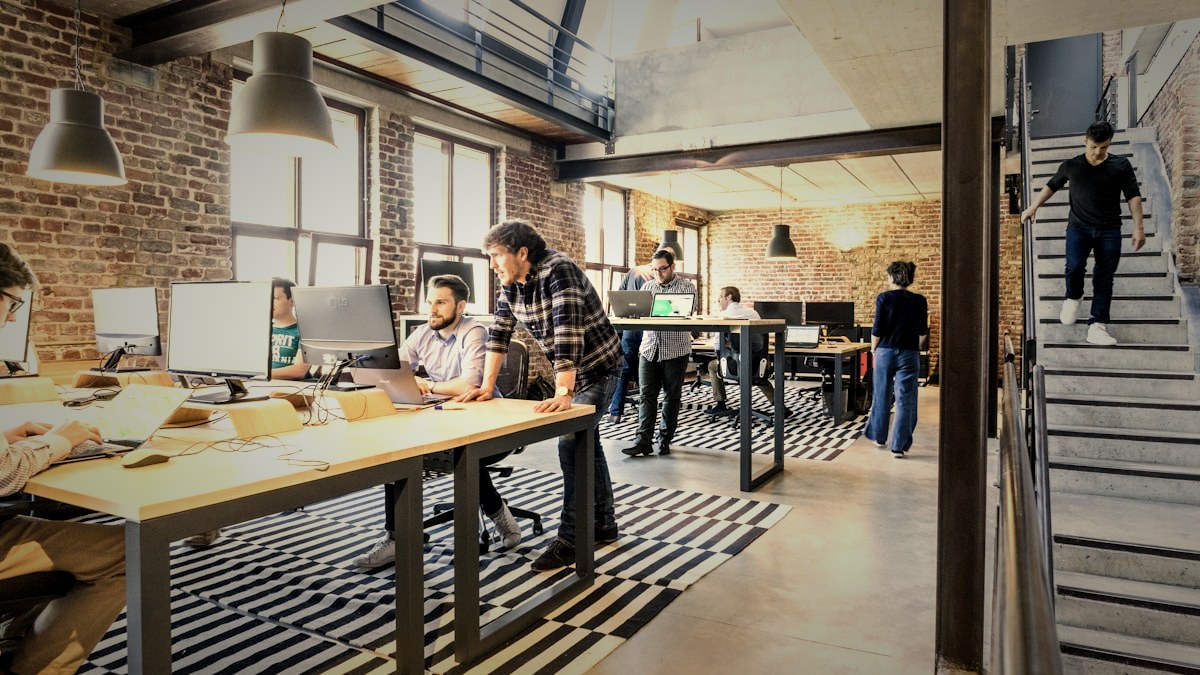 Účtovníctvo s.r.o. v roku 2026: Slovensko vs Česko